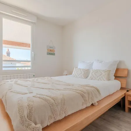 Le Cosy Tarbais - Parking - Balcon - Vue Pyrenees Apartment Tarbes